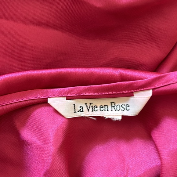 La vie en rose satin nighty, lingerie, size medium, dark pink - Picture 8 of 8